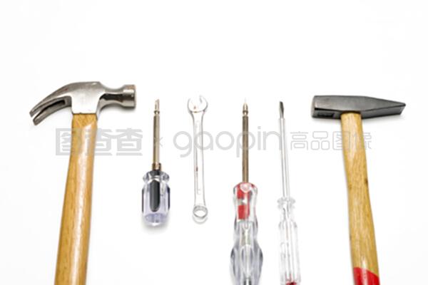 五金沖壓件的生產(chǎn)與應(yīng)用